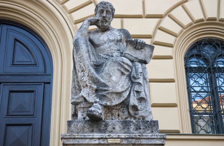 Hippokrates Statue