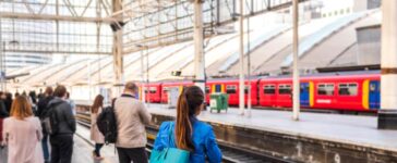 Wie Reisende mit ihrem Verhalten selbst für Zugverspätungen sorgen