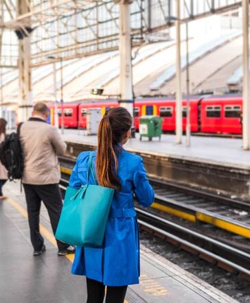 Wie Reisende mit ihrem Verhalten selbst für Zugverspätungen sorgen
