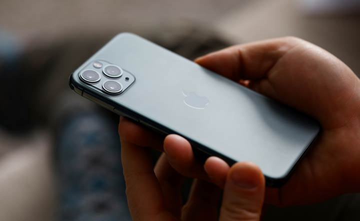 iPhone 13
